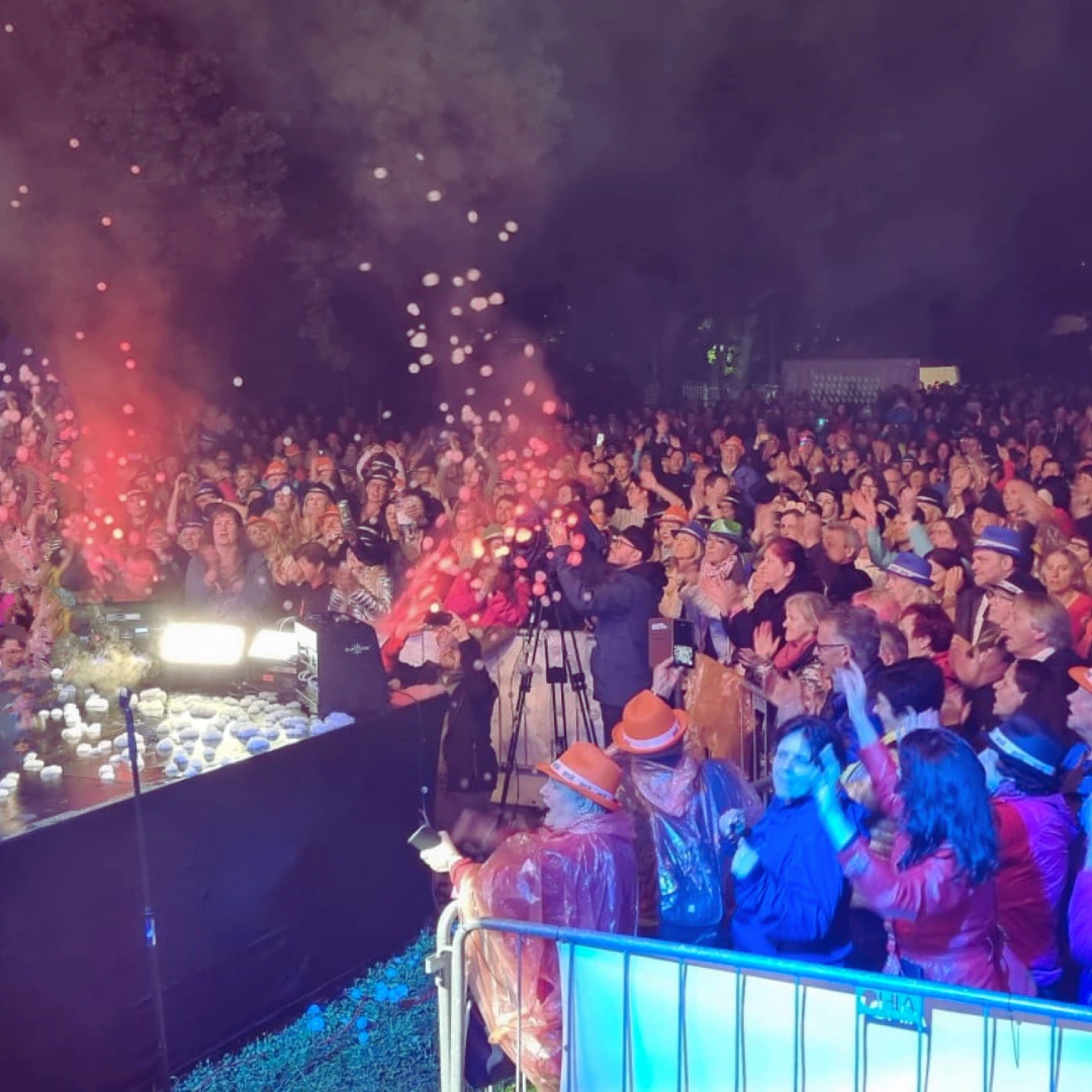 Die Partykrocha live bei einer Veranstaltung