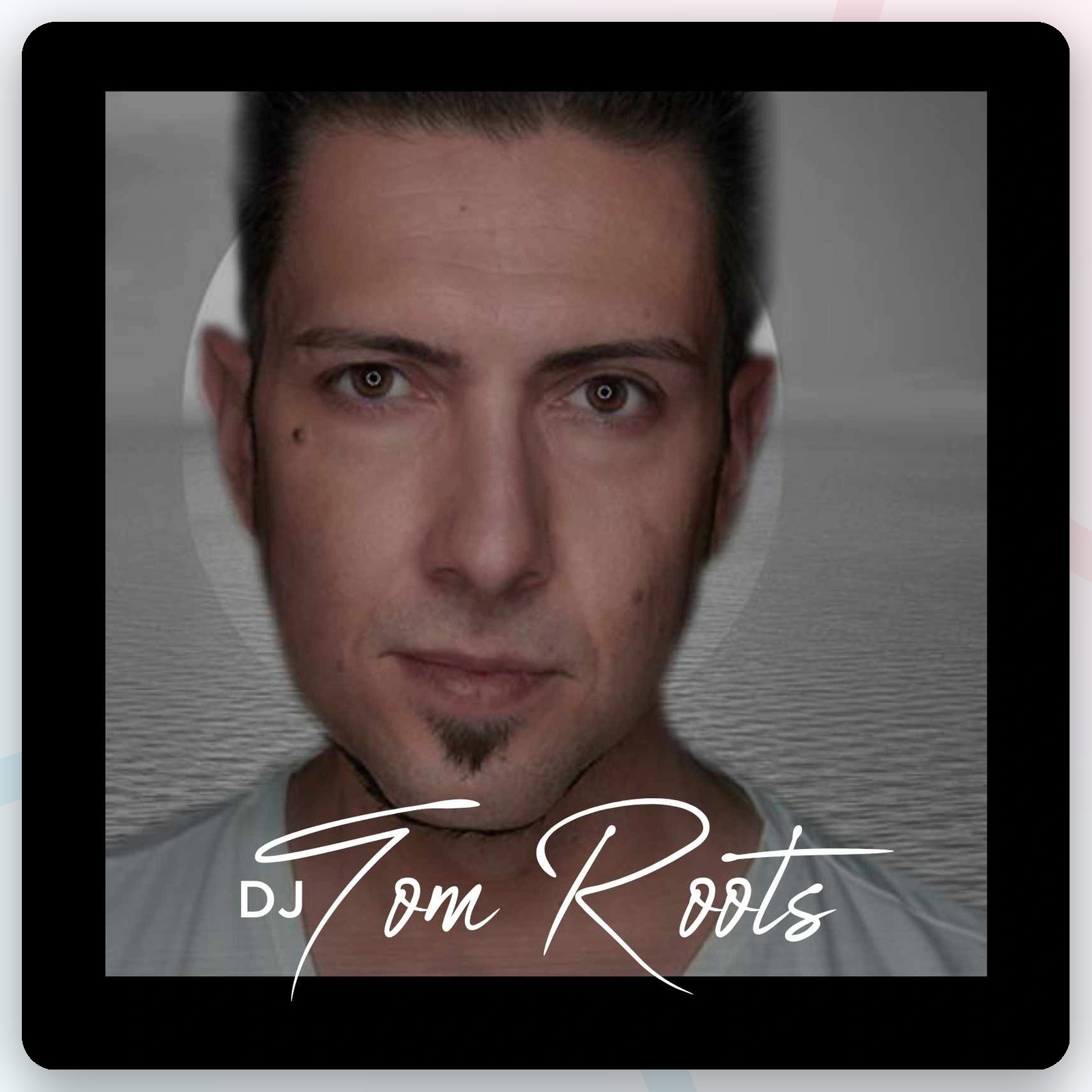 Dj Tom Roots – DJ