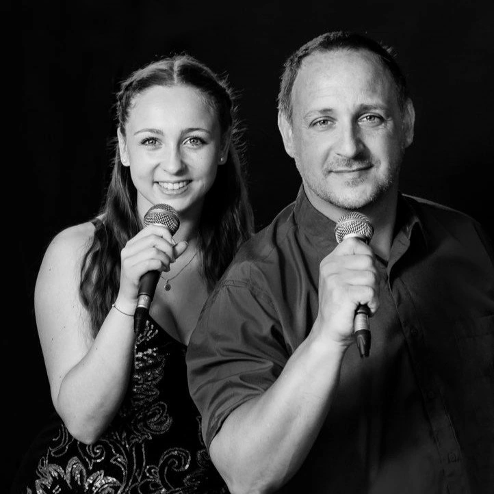 Duo mit Sängerin – Duo & Trio